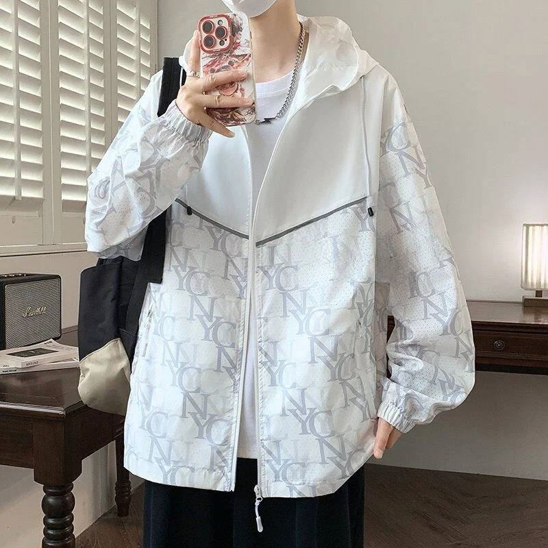 Мужская летняя легкая дышащая куртка с капюшоном и светоотражающими полосами, ветрозащитная куртка для активного отдыха, молодежная модная солнцезащитная куртка
Мужская летняя легкая дышащая куртка с капюшоном и светоотражающими полосами, ветрозащитная куртка для активного отдыха, молодежная модная солнцезащитная куртка