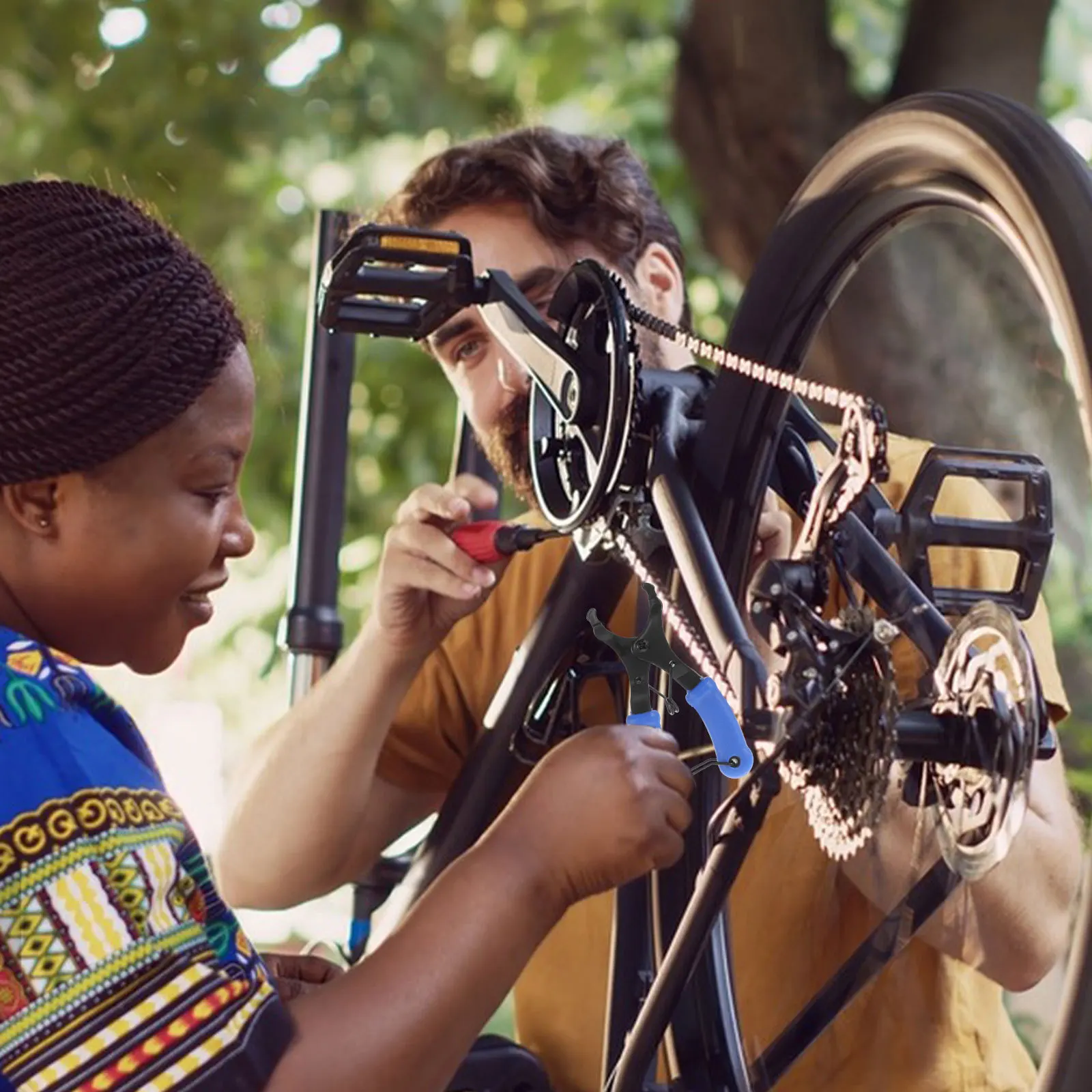 Pliers Bicycle Chain Repair Tool Compact Chain Removal and Adjustment Plier for Road Bike Maintenance Kit
Pliers Bicycle Chain Repair Tool Compact Chain Removal and Adjustment Plier for Road Bike Maintenance Kit