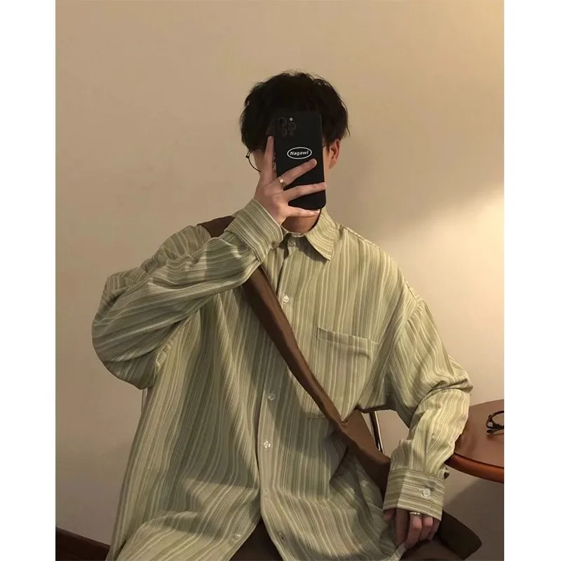 Очень большой мужской кардиган с открытыми плечами и длинными свемами в японском стиле 300-мешочке Jaet
Очень большой мужской кардиган с открытыми плечами и длинными свемами в японском стиле 300-мешочке Jaet