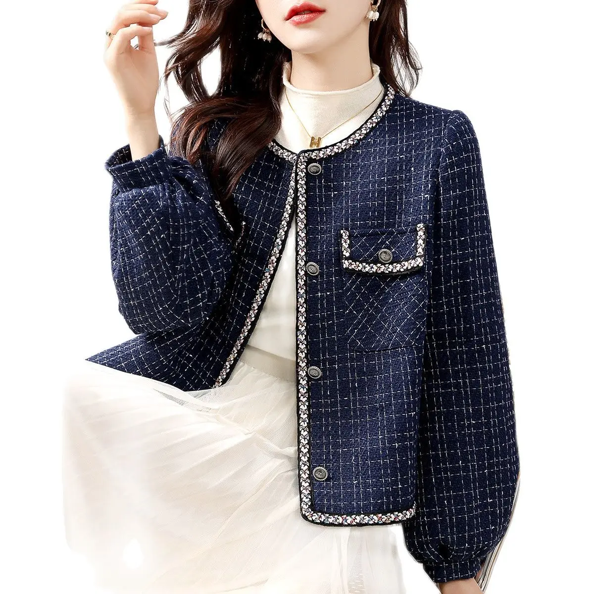 Classic Fashion Casual Loose Korean Lantern Sleeve Celebrity Plaid Coat 2023 Spring New Jacket
Classic Fashion Casual Loose Korean Lantern Sleeve Celebrity Plaid Coat 2023 Spring New Jacket