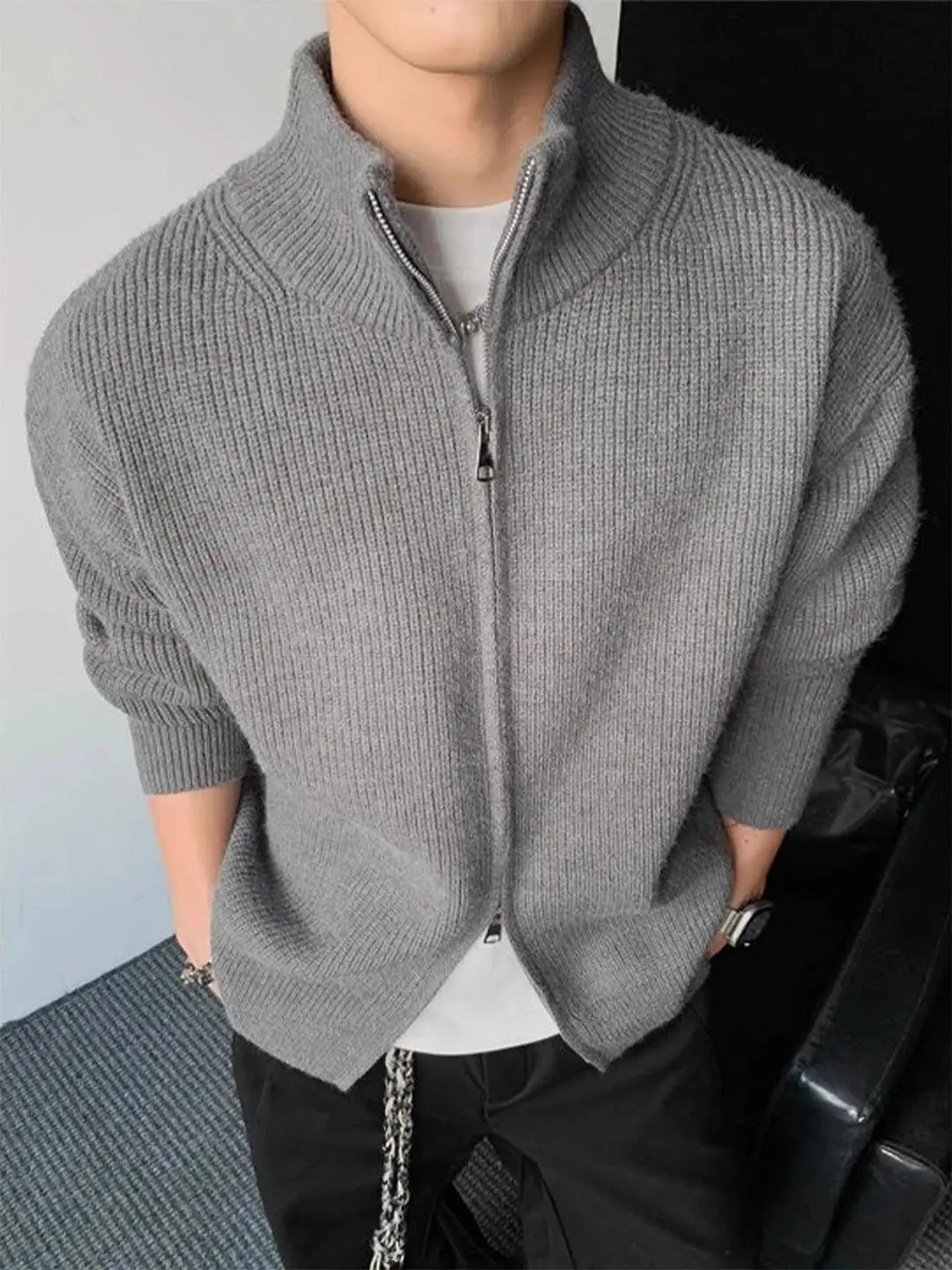 Ay Кардиган на молнии, свитер, мужской Cleanfit, осень-зима, ленивый, высококачественный, с воротником-стойкой, вязаный топ, верхняя одежда
Ay Кардиган на молнии, свитер, мужской Cleanfit, осень-зима, ленивый, высококачественный, с воротником-стойкой, вязаный топ, верхняя одежда