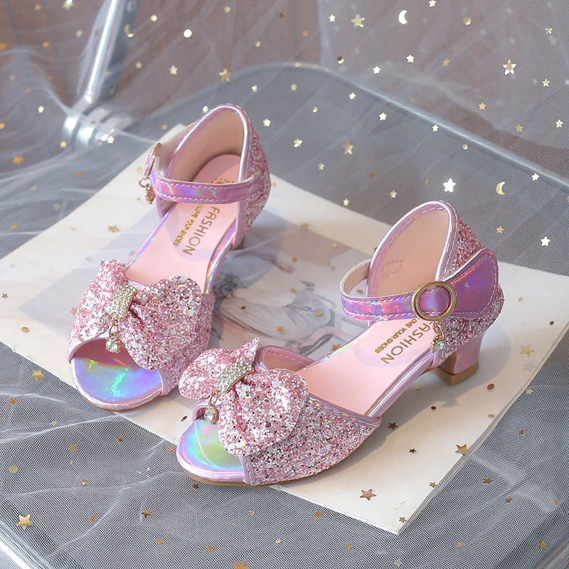 Shoes for Girls Glossy Matte Leather Summer Children Shoes Frozen Princess Kids Shoes Girl Sandals Dress Snow Queen Sandal
Shoes for Girls Glossy Matte Leather Summer Children Shoes Frozen Princess Kids Shoes Girl Sandals Dress Snow Queen Sandal