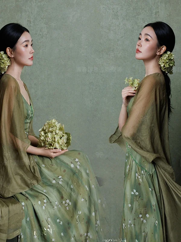 New 2026 Spring Chinese Style Zen Mood National Trend Dress Green Strap Women's Photography Clothing Ethnic Stage Costume
New 2026 Spring Chinese Style Zen Mood National Trend Dress Green Strap Women's Photography Clothing Ethnic Stage Costume