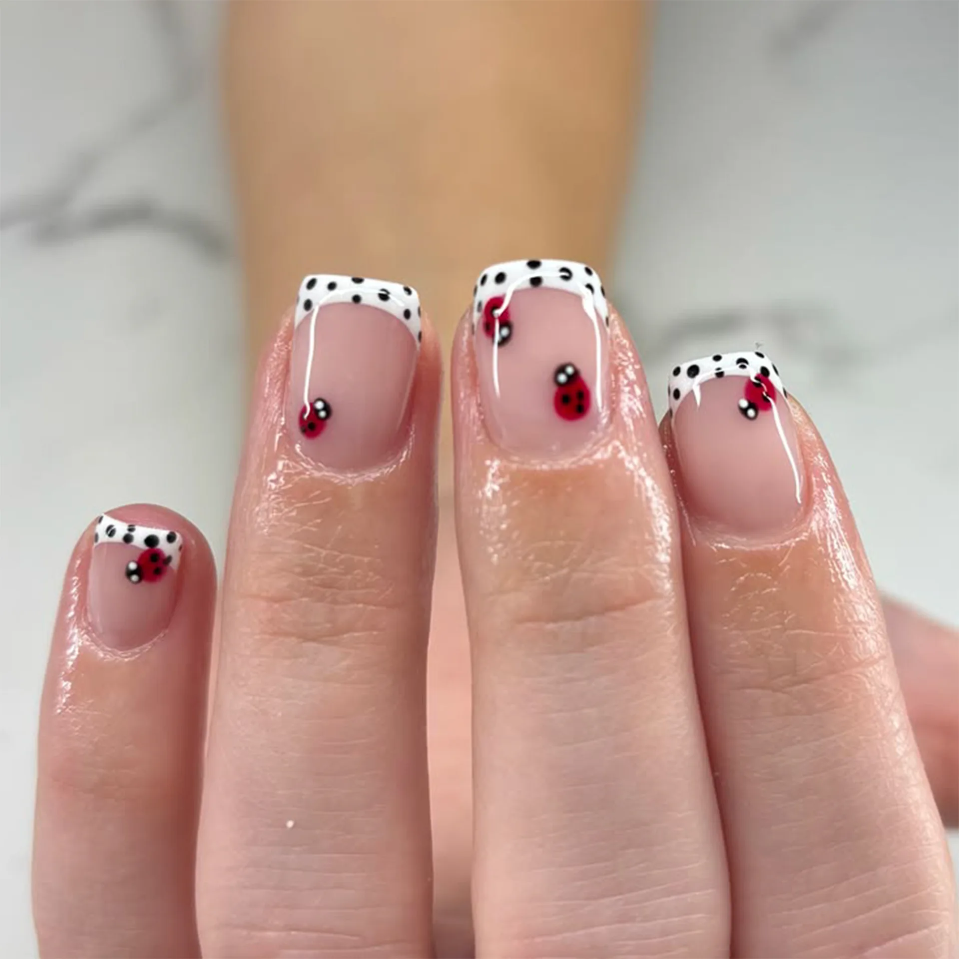 24 pieces of nude pink French pointed nail, ladybug, and polka dot short square fake nails are suitable for women and are an ideal choice for daily casual wear and cute clothing matching
24 pieces of nude pink French pointed nail, ladybug, and polka dot short square fake nails are suitable for women and are an ideal choice for daily casual wear and cute clothing matching