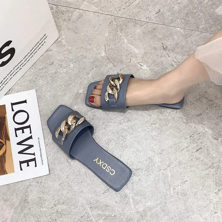 Женские летние повседневные сандалии на плоской подошве в римском стиле в стиле ретро, без шнуровки, с металлическим элементом, искусственная кожа, на низком каблуке, с клеем, резиновая подошва
Женские летние повседневные сандалии на плоской подошве в римском стиле в стиле ретро, без шнуровки, с металлическим элементом, искусственная кожа, на низком каблуке, с клеем, резиновая подошва