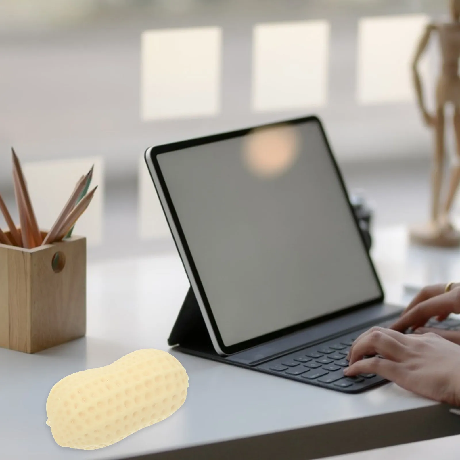 Simulation Peanut Squeeze Elastic Hand Sensory Fidget Office Decompression Stress Relief Hand Squeeze Tpr Material
Simulation Peanut Squeeze Elastic Hand Sensory Fidget Office Decompression Stress Relief Hand Squeeze Tpr Material