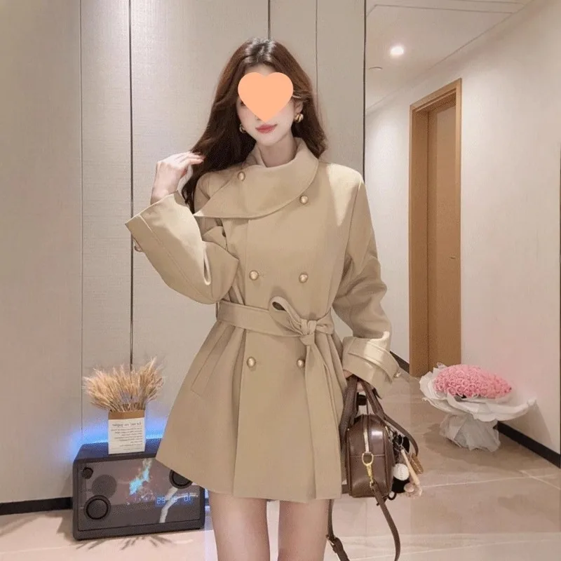 British Style Double-breasted Trench Coat Women' Spring Autumn French Elegant Intellectual Lace-up Waist Coat Trend One Drop-off
British Style Double-breasted Trench Coat Women' Spring Autumn French Elegant Intellectual Lace-up Waist Coat Trend One Drop-off