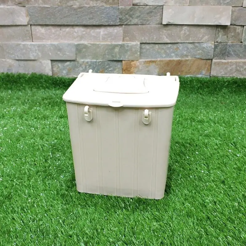 Plastic Parrot Breeding Box Hanging Bird Nest Bird Cage Mating Box for Lovebird
Plastic Parrot Breeding Box Hanging Bird Nest Bird Cage Mating Box for Lovebird
