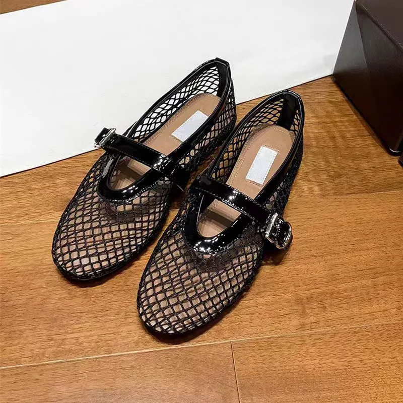 Designer brand original mesh buckle ballet sandals with women's hollow flat bottom Mary Jane mesh fishing net shoes
Designer brand original mesh buckle ballet sandals with women's hollow flat bottom Mary Jane mesh fishing net shoes