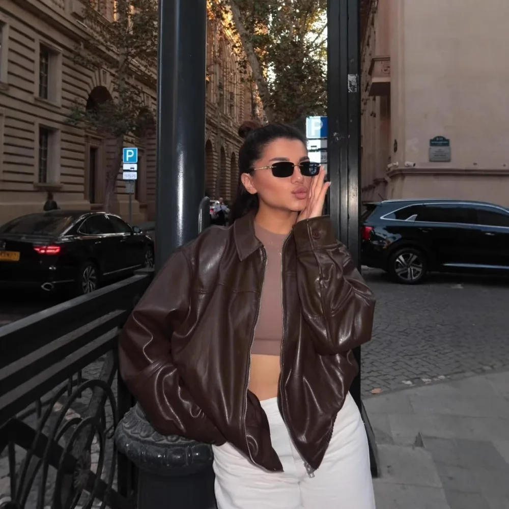 Women's New Leather Bomber Jacket Coat Women Oversized Brown Leather Jacket Casual Zip Up Vintage Biker Coat For Streetwear WMJN
Women's New Leather Bomber Jacket Coat Women Oversized Brown Leather Jacket Casual Zip Up Vintage Biker Coat For Streetwear WMJN