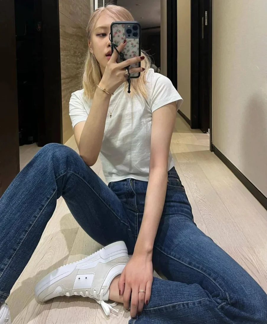 High Waist Bell Bot Denim Jeans Spring Summer High Elastici Spicy Girl Rose Color Cotton Stretch Denim Pants for Women
High Waist Bell Bot Denim Jeans Spring Summer High Elastici Spicy Girl Rose Color Cotton Stretch Denim Pants for Women
