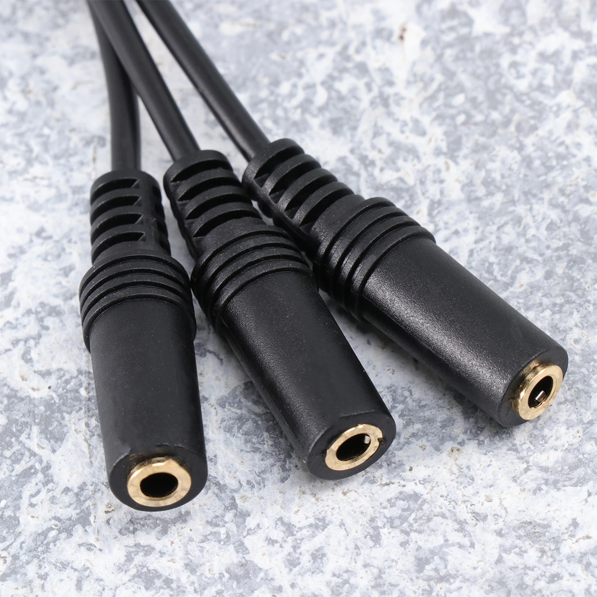 3.5mm Audio Splitter Cable Headphone Microphone Jack Adapter for iOS Laptops Tablets Stereo Sound Output Devices
3.5mm Audio Splitter Cable Headphone Microphone Jack Adapter for iOS Laptops Tablets Stereo Sound Output Devices