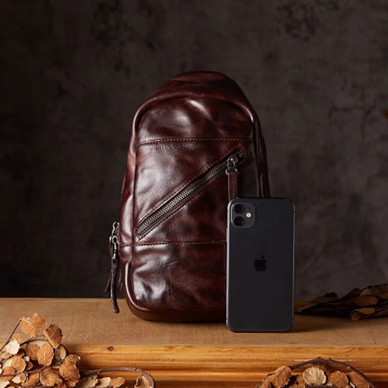 AETOO Handcrafted vegetable-tanned cowhide chest bag, men's outdoor casual single-shoulder crossbody bag, personalized and versa
AETOO Handcrafted vegetable-tanned cowhide chest bag, men's outdoor casual single-shoulder crossbody bag, personalized and versa