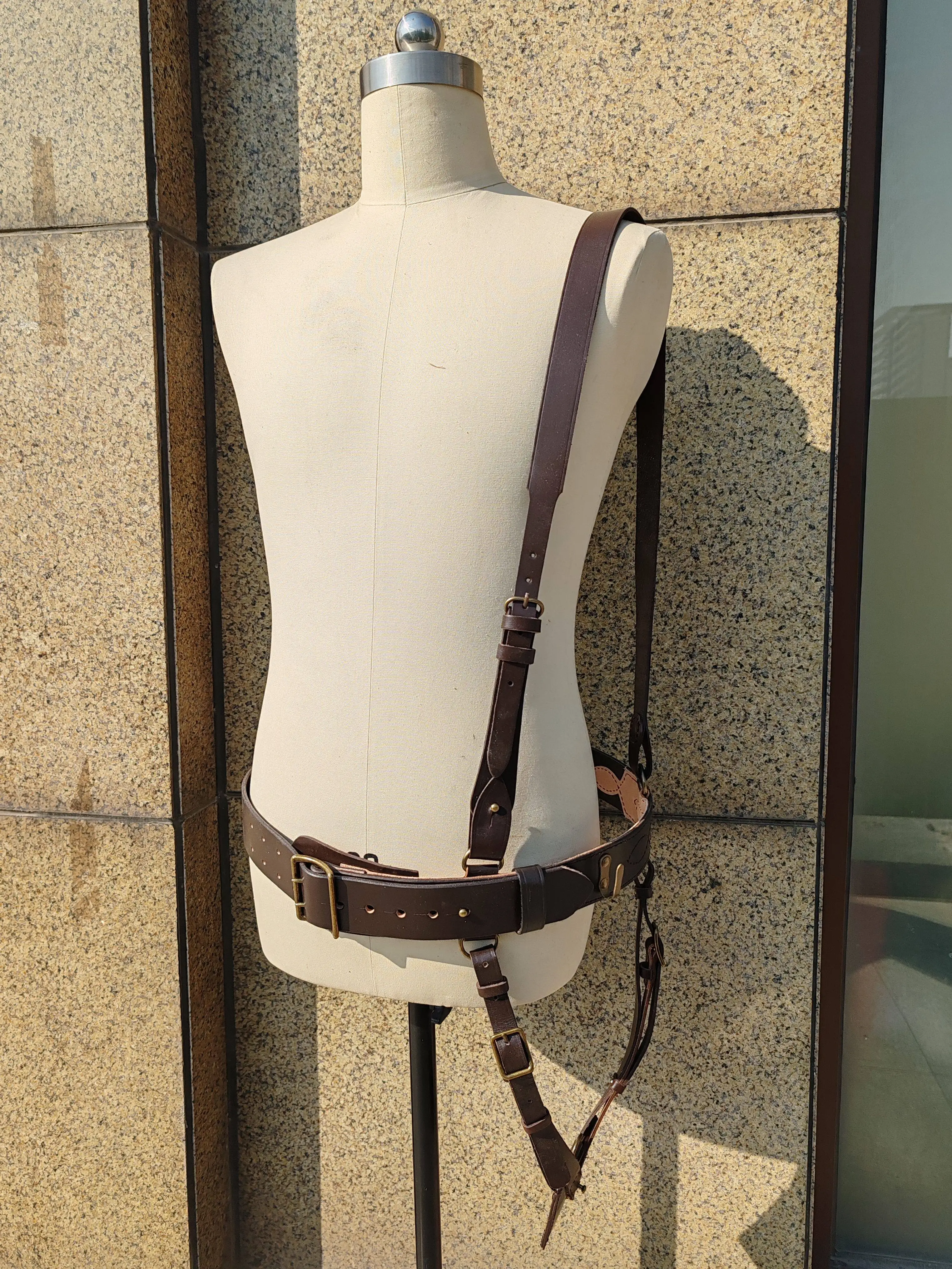 National Army British Sam Brown Armed Belt Set, Head Layer Leather, High Quality Export Goods
National Army British Sam Brown Armed Belt Set, Head Layer Leather, High Quality Export Goods