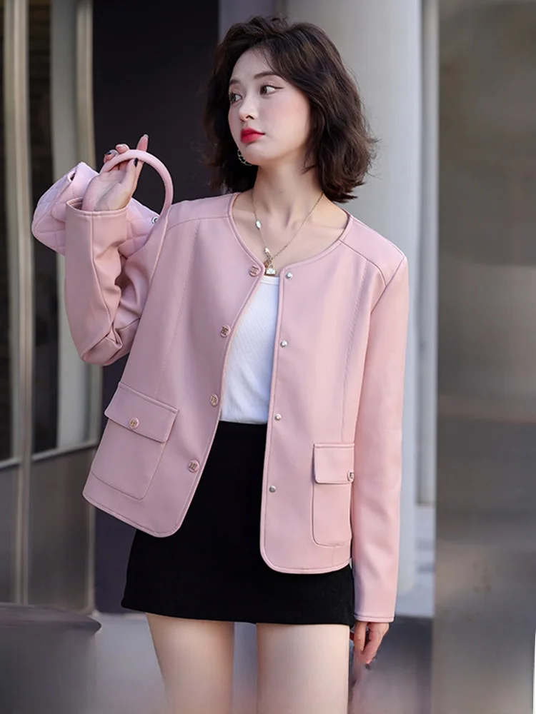 Spring 2025 Women's ort Biker Sle eepskin Leather Jaet Slim Fit White Motorcycle Coat Korean Version Handbag ket D...
Spring 2025 Women's ort Biker Sle eepskin Leather Jaet Slim Fit White Motorcycle Coat Korean Version Handbag ket D...