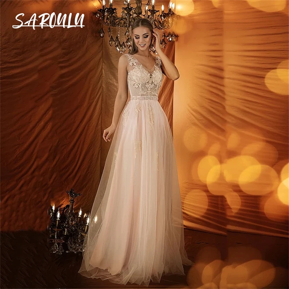 Romantic Sleeveless A Line Bride Dress With Lace Appliques Rhinestones Beige Wedding Dresses For Women Tulle Bow Backless Bridal
Romantic Sleeveless A Line Bride Dress With Lace Appliques Rhinestones Beige Wedding Dresses For Women Tulle Bow Backless Bridal