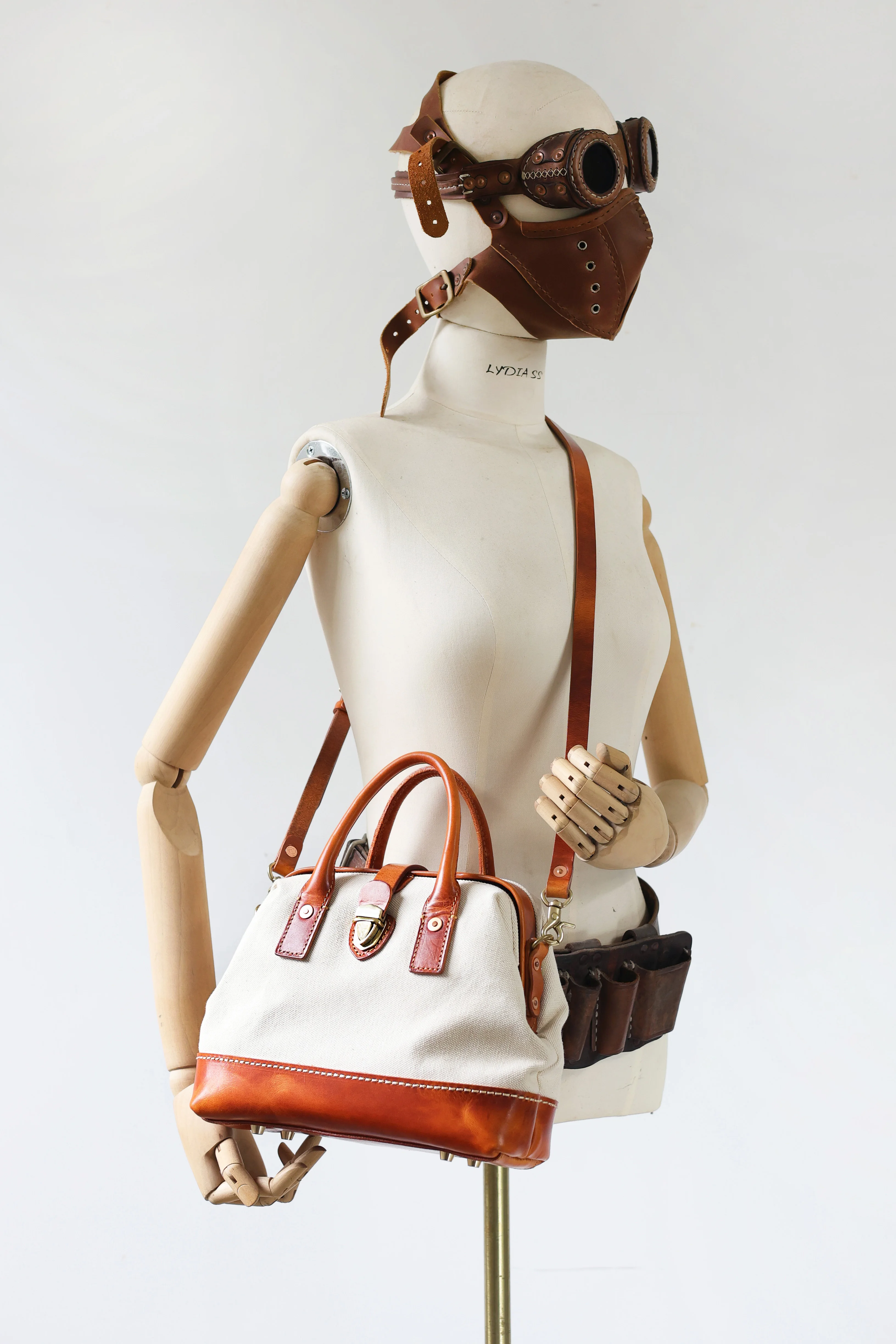 outdoor travel designer handmade canvas leather women's handbag literary vintage multifunctional female shoulder crossbody bag
outdoor travel designer handmade canvas leather women's handbag literary vintage multifunctional female shoulder crossbody bag