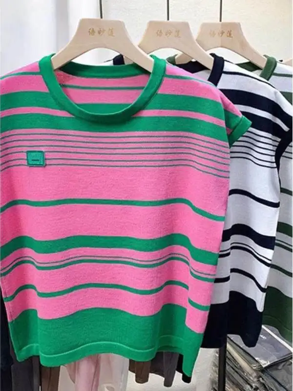Summer Stripe Ice Silk Knitted Short Sleeve T-Shirt Women's Fashionable Thin Top Polyester Fiber 100% Regular Length
Summer Stripe Ice Silk Knitted Short Sleeve T-Shirt Women's Fashionable Thin Top Polyester Fiber 100% Regular Length