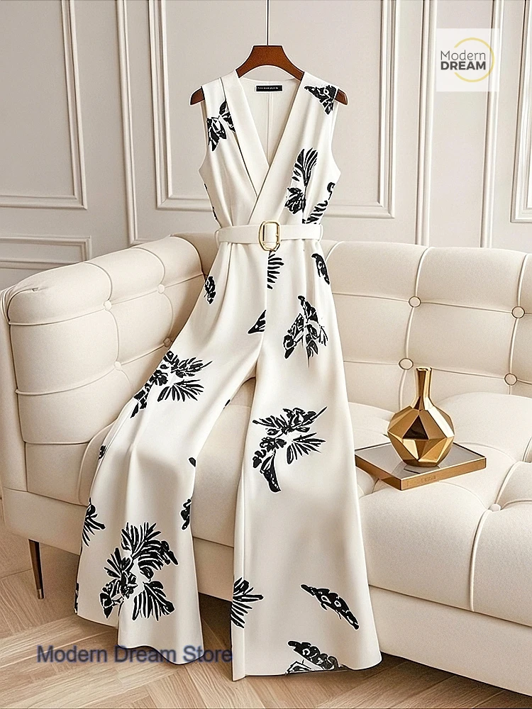 French white fashion high-grade jumpsuit female summer new temperament goddess Fan printed sleeveless drape wide-leg jumpsuit.
French white fashion high-grade jumpsuit female summer new temperament goddess Fan printed sleeveless drape wide-leg jumpsuit.