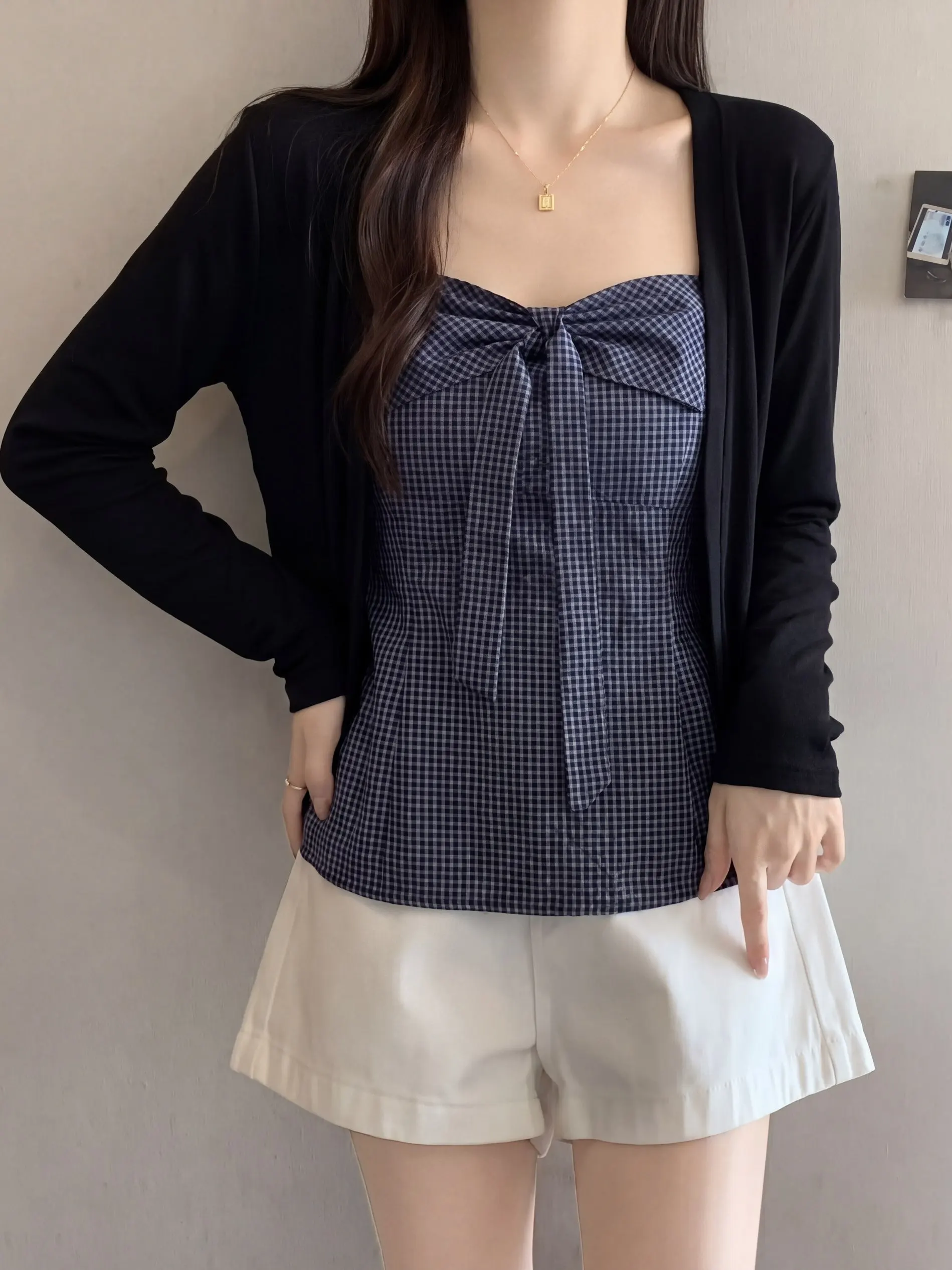 Summer 2026 plus Size Fashionable Plaid Long Sleeve Wrap Cardigan Slimming Set Casual Korean Style Commute Loose Fit Short Le...
Summer 2026 plus Size Fashionable Plaid Long Sleeve Wrap Cardigan Slimming Set Casual Korean Style Commute Loose Fit Short Le...