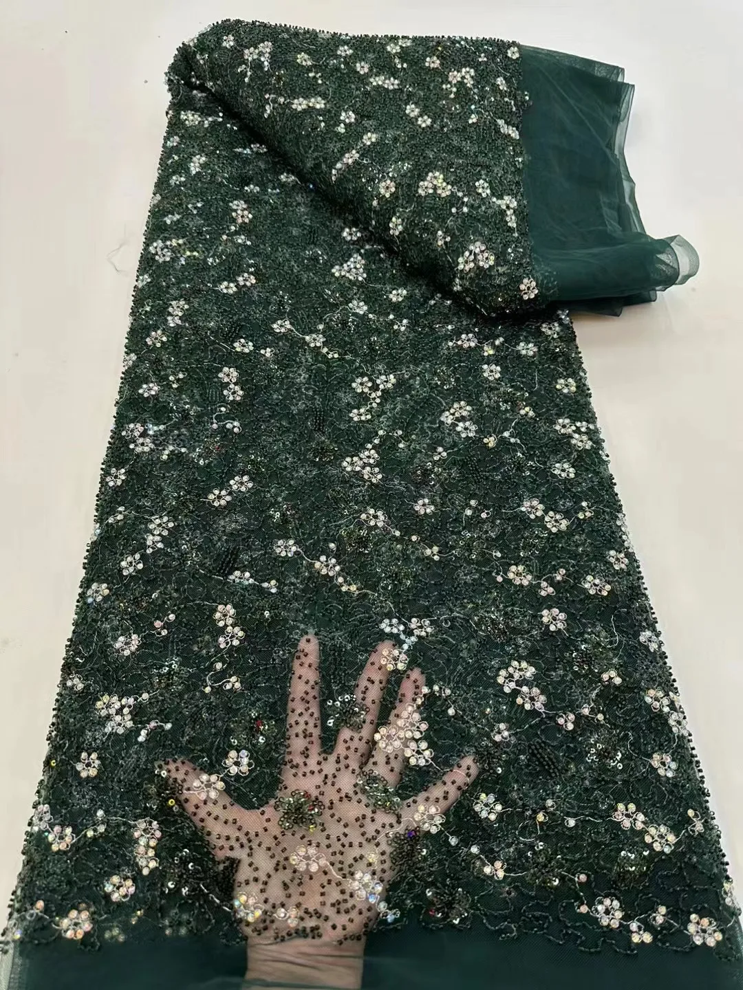 Luxurious Tulle Lace with Beads Fabric for Wedding Gown Dubai Pearl Embroidery Mesh Lace Fabric High Quality Hand Beaded Lace
Luxurious Tulle Lace with Beads Fabric for Wedding Gown Dubai Pearl Embroidery Mesh Lace Fabric High Quality Hand Beaded Lace