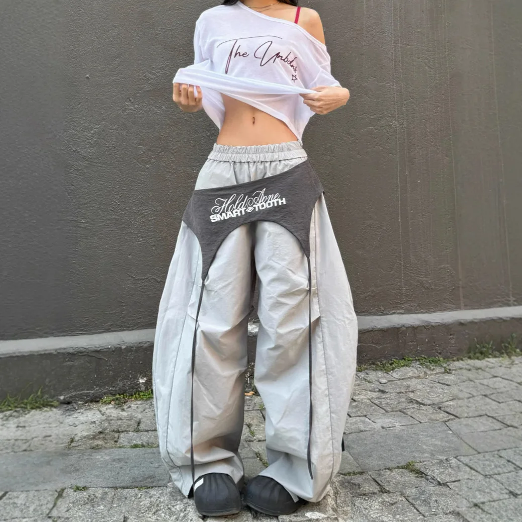 2025 Spring and Summer Strap Splicing Hot Girl Street Hip Hop Street Dance Pants Casual Loose Women's Sports Pants
2025 Spring and Summer Strap Splicing Hot Girl Street Hip Hop Street Dance Pants Casual Loose Women's Sports Pants