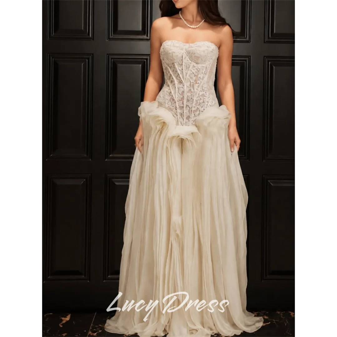 Lucy Lace Strapless Ivory Ball Gown Evening Dress 2026 Prom Dress Formal Elegant Lace Customized Robes de Soirée Women High
Lucy Lace Strapless Ivory Ball Gown Evening Dress 2026 Prom Dress Formal Elegant Lace Customized Robes de Soirée Women High
