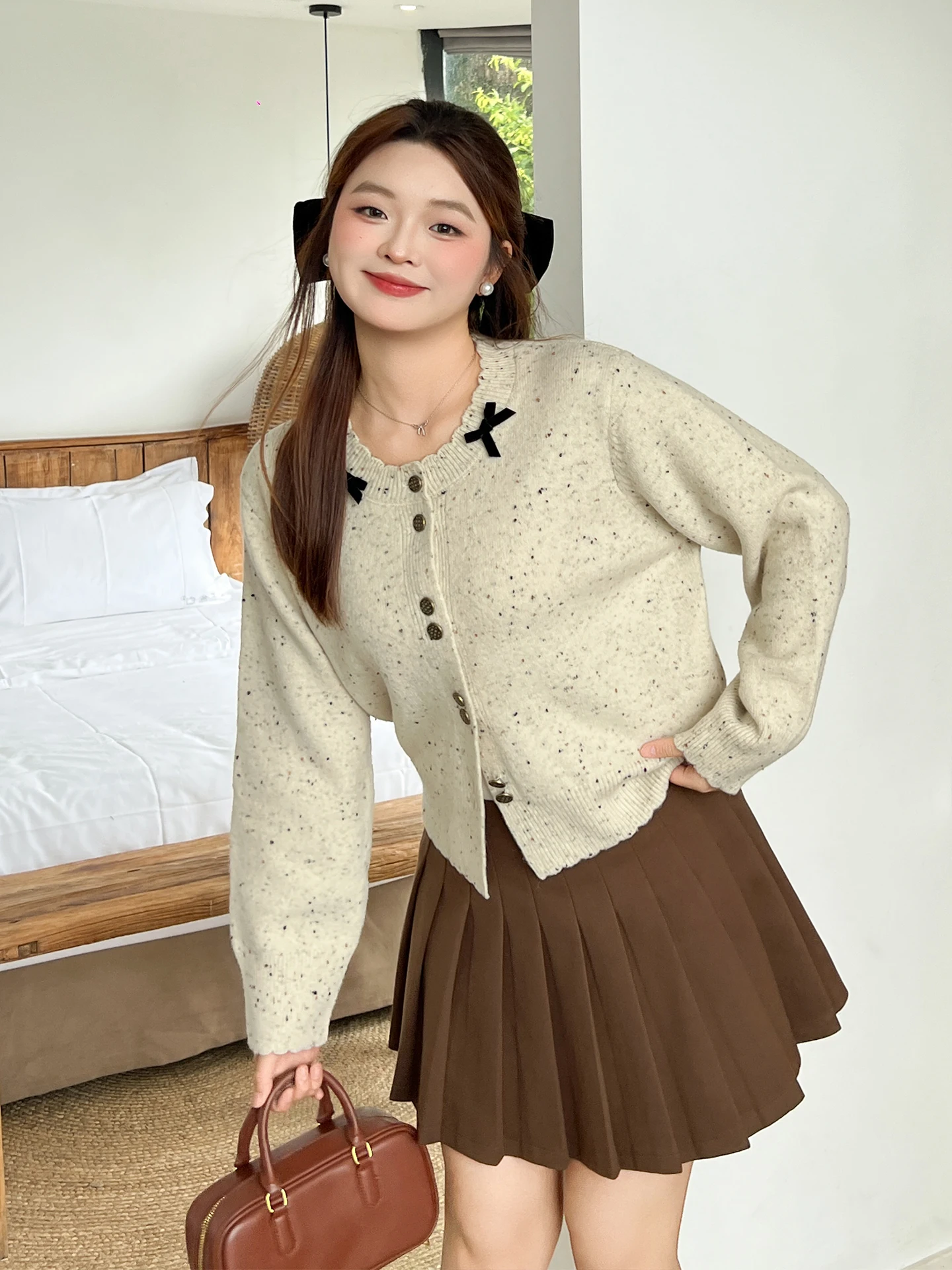 Комплект из вязаного свитера и плиссированной шерстяной юбки больших размеров DM00: осенний модный ансамбль для женщин больших размеров, милый стиль, высокая талия
Комплект из вязаного свитера и плиссированной шерстяной юбки больших размеров DM00: осенний модный ансамбль для женщин больших размеров, милый стиль, высокая талия