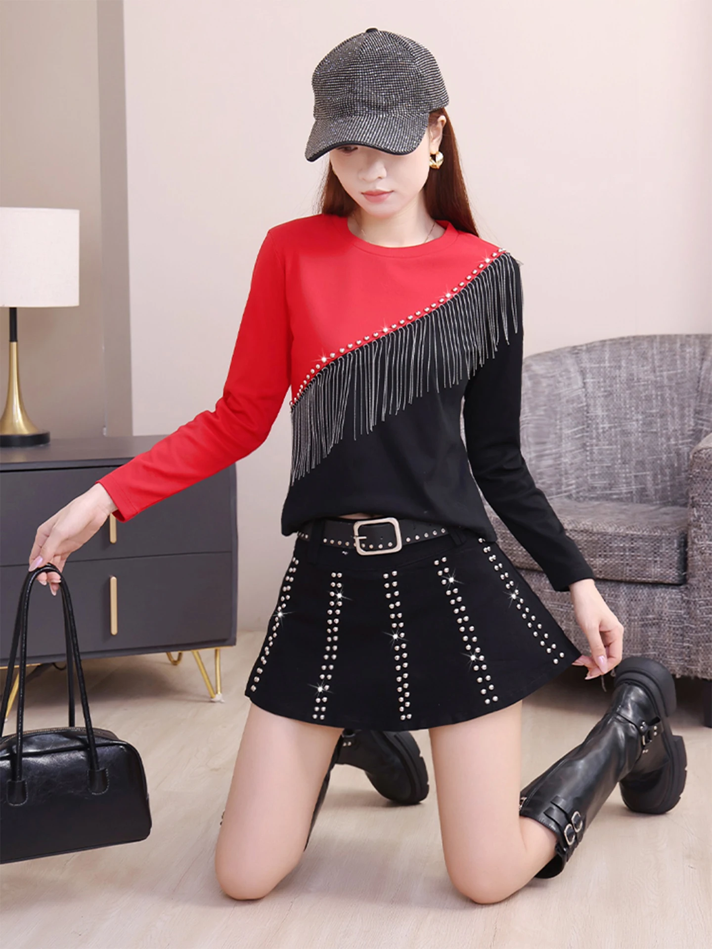 Women's Long Sleeve Sequin Tassel Performance Costume Stage Glittering Rivet Short Skirt Set Korean Style Breathable Cotton
Women's Long Sleeve Sequin Tassel Performance Costume Stage Glittering Rivet Short Skirt Set Korean Style Breathable Cotton