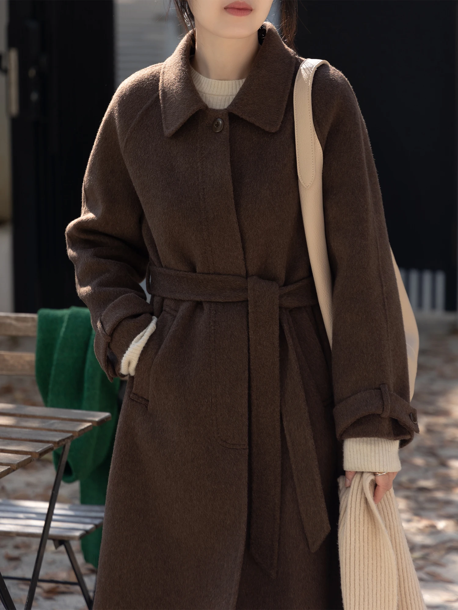 Elegant Double-Faced Woolen Coat Women's Mid-Length 2025 Autumn Winter New Style Latte Coffee Belted Woolen Outerwear
Elegant Double-Faced Woolen Coat Women's Mid-Length 2025 Autumn Winter New Style Latte Coffee Belted Woolen Outerwear