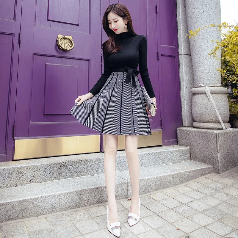 Spring and Autumn 2023 New Dress Women's Woolen Dress Black Slim Fit Half High Neck Knitted A-line Dress
Spring and Autumn 2023 New Dress Women's Woolen Dress Black Slim Fit Half High Neck Knitted A-line Dress