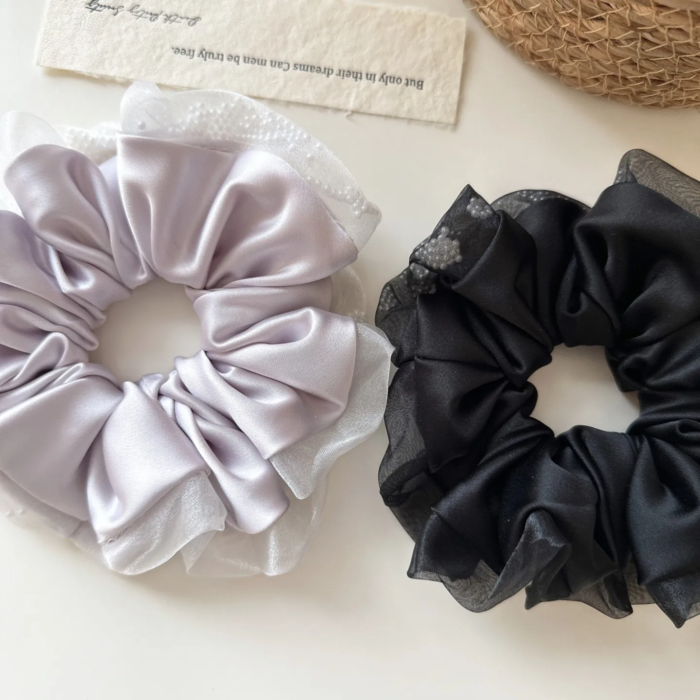 Premium Elegant Pearl Lace Satin Scrunchie High Quality Soft Hair Ring for Women Girls Daily Hair Accessory Korean Style
Premium Elegant Pearl Lace Satin Scrunchie High Quality Soft Hair Ring for Women Girls Daily Hair Accessory Korean Style