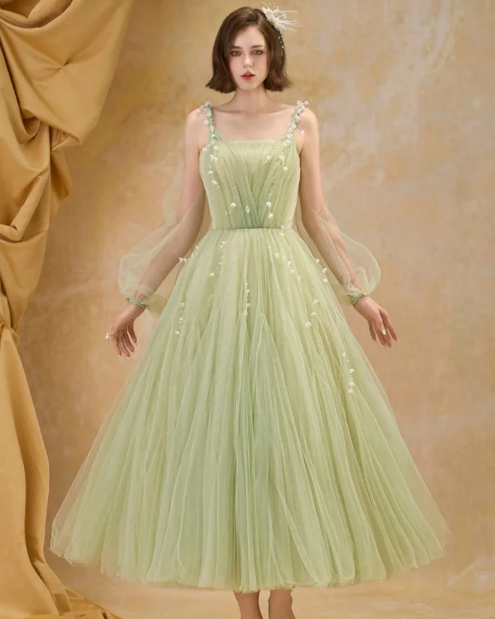 Customized Modern Style Fashion Tulle Rhinestone Beading Prom Gown A-line Spaghetti Strap Ankle Length Dresses Evening Dresses
Customized Modern Style Fashion Tulle Rhinestone Beading Prom Gown A-line Spaghetti Strap Ankle Length Dresses Evening Dresses