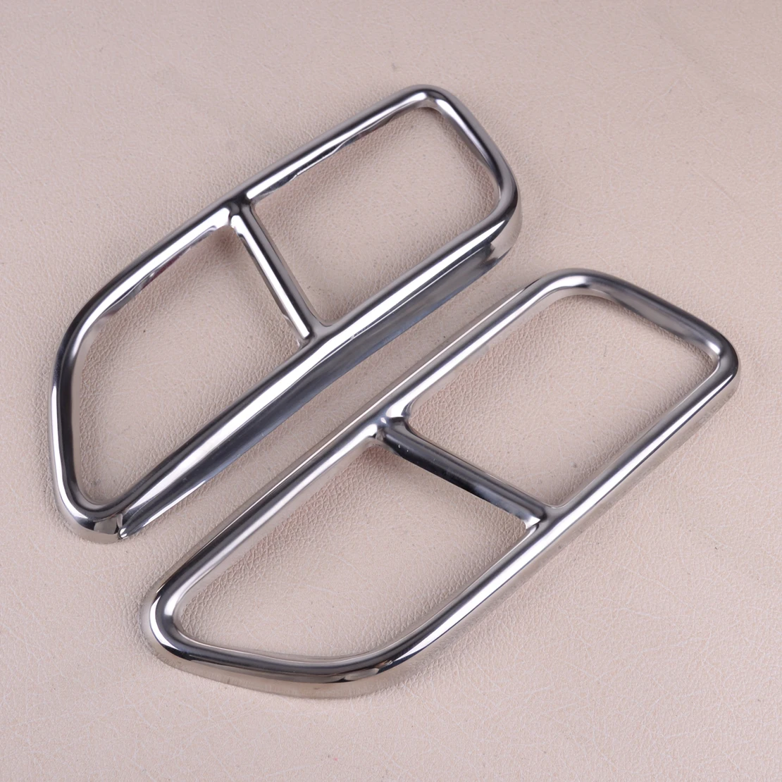 Tail Throat Exhaust Muffler Pipe End Tip Cover Trim Decorative Decal Frame fit for Volvo S60 V60 2014-2016 2017 2018 2019
Tail Throat Exhaust Muffler Pipe End Tip Cover Trim Decorative Decal Frame fit for Volvo S60 V60 2014-2016 2017 2018 2019