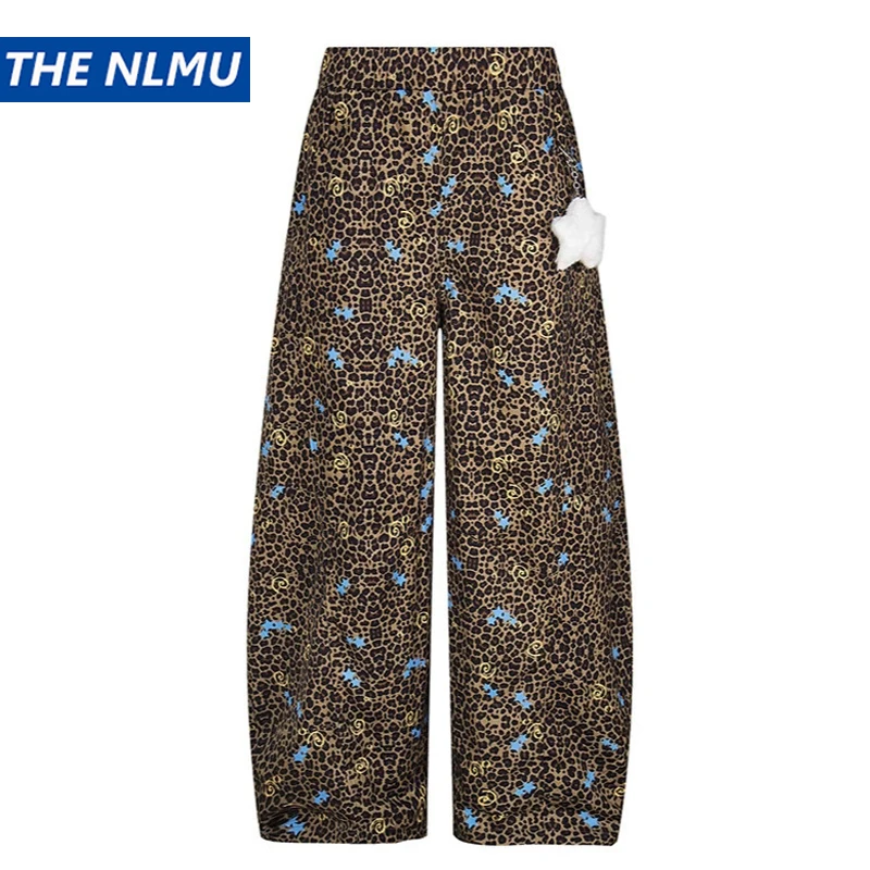 Vintage Leopard Jeans Men’s Wide Leg Baggy Trousers 2025 Autumn Luxury Designer Denim Pant Elastic Waisted
Vintage Leopard Jeans Men’s Wide Leg Baggy Trousers 2025 Autumn Luxury Designer Denim Pant Elastic Waisted