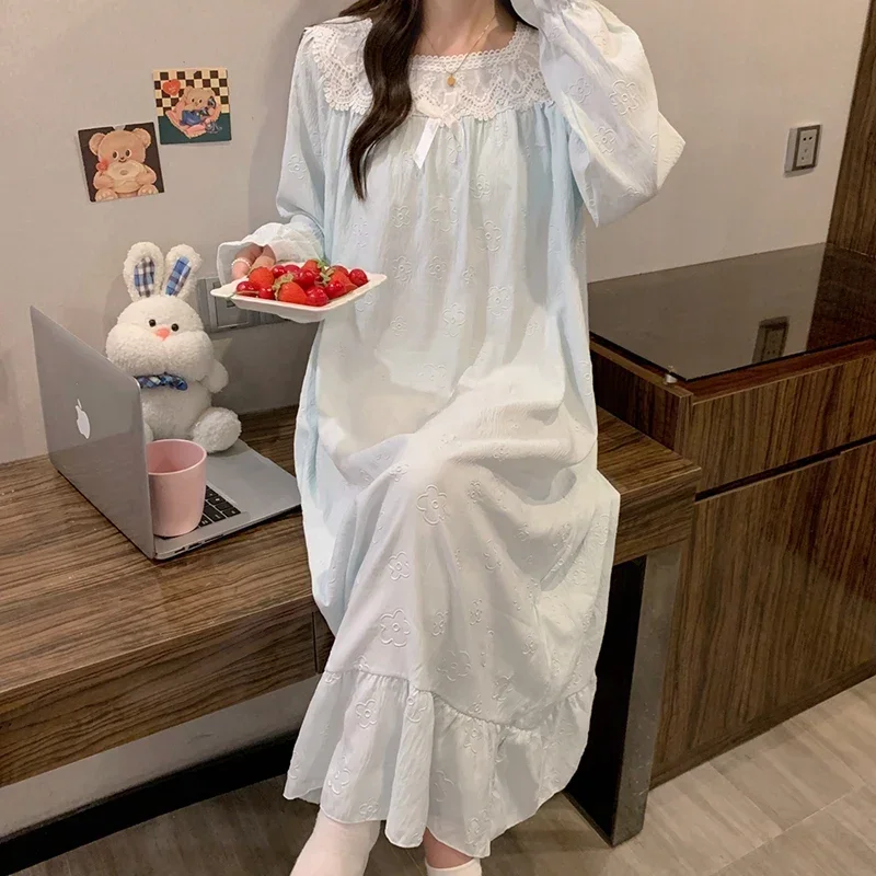 2025 Autumn Long Sleeve Sweet Lace Princess Cotton Nightgowns for Women Korean Cute Sleepwear Night Dress Nightdress Home Nighty
2025 Autumn Long Sleeve Sweet Lace Princess Cotton Nightgowns for Women Korean Cute Sleepwear Night Dress Nightdress Home Nighty