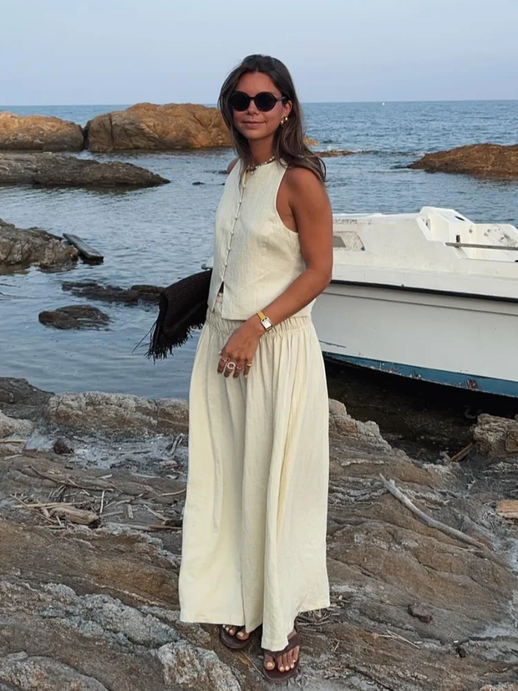Vest Pleat Patchwork Skirt Suits Women Elegant Solid Sleeveless Single Breasted Tops Elastic Waist Long Skirts Chic Ladies Sets
Vest Pleat Patchwork Skirt Suits Women Elegant Solid Sleeveless Single Breasted Tops Elastic Waist Long Skirts Chic Ladies Sets