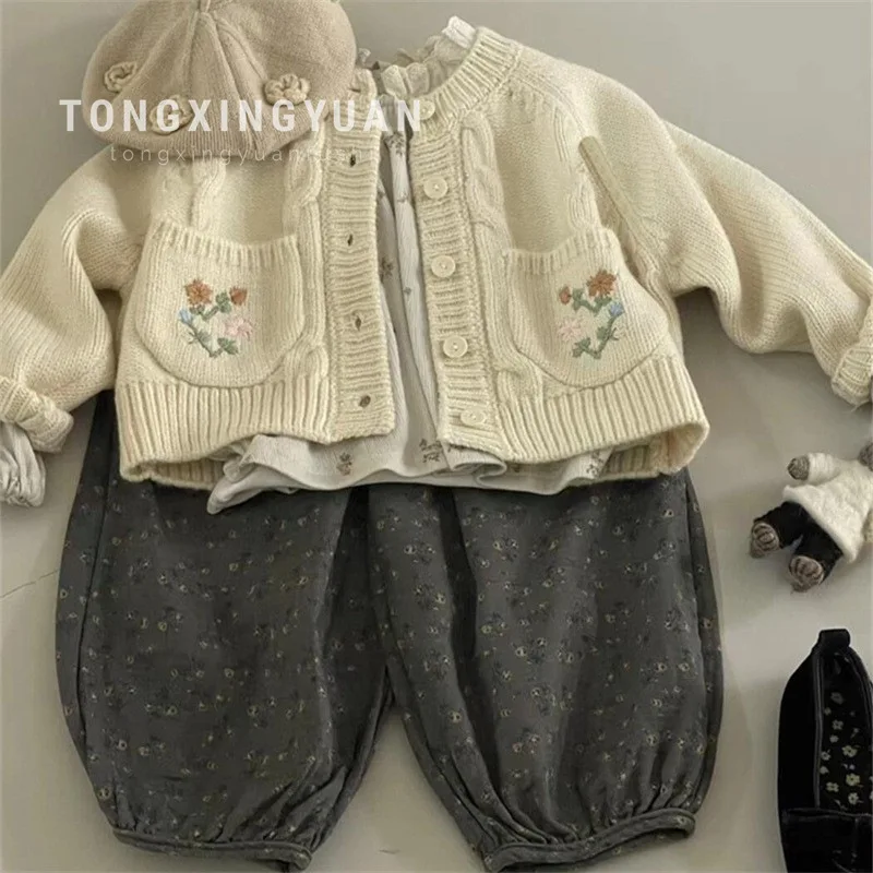 Pants Base Coat Sweater Three Piece Set Girl Korean Autumn New Style Embroidered Knitted Active
Pants Base Coat Sweater Three Piece Set Girl Korean Autumn New Style Embroidered Knitted Active