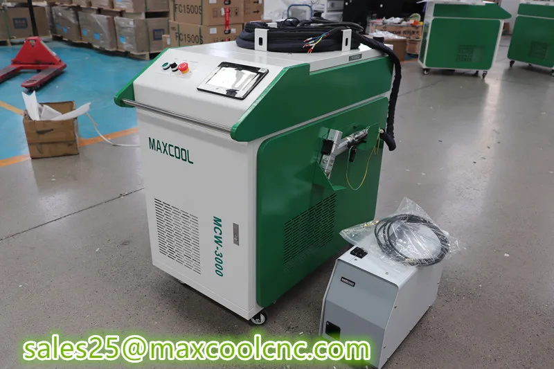 Portable Hand Laser Welding Machine 1500W Laser Cleaner Rust remover Welding Equipment With Cutting
Portable Hand Laser Welding Machine 1500W Laser Cleaner Rust remover Welding Equipment With Cutting