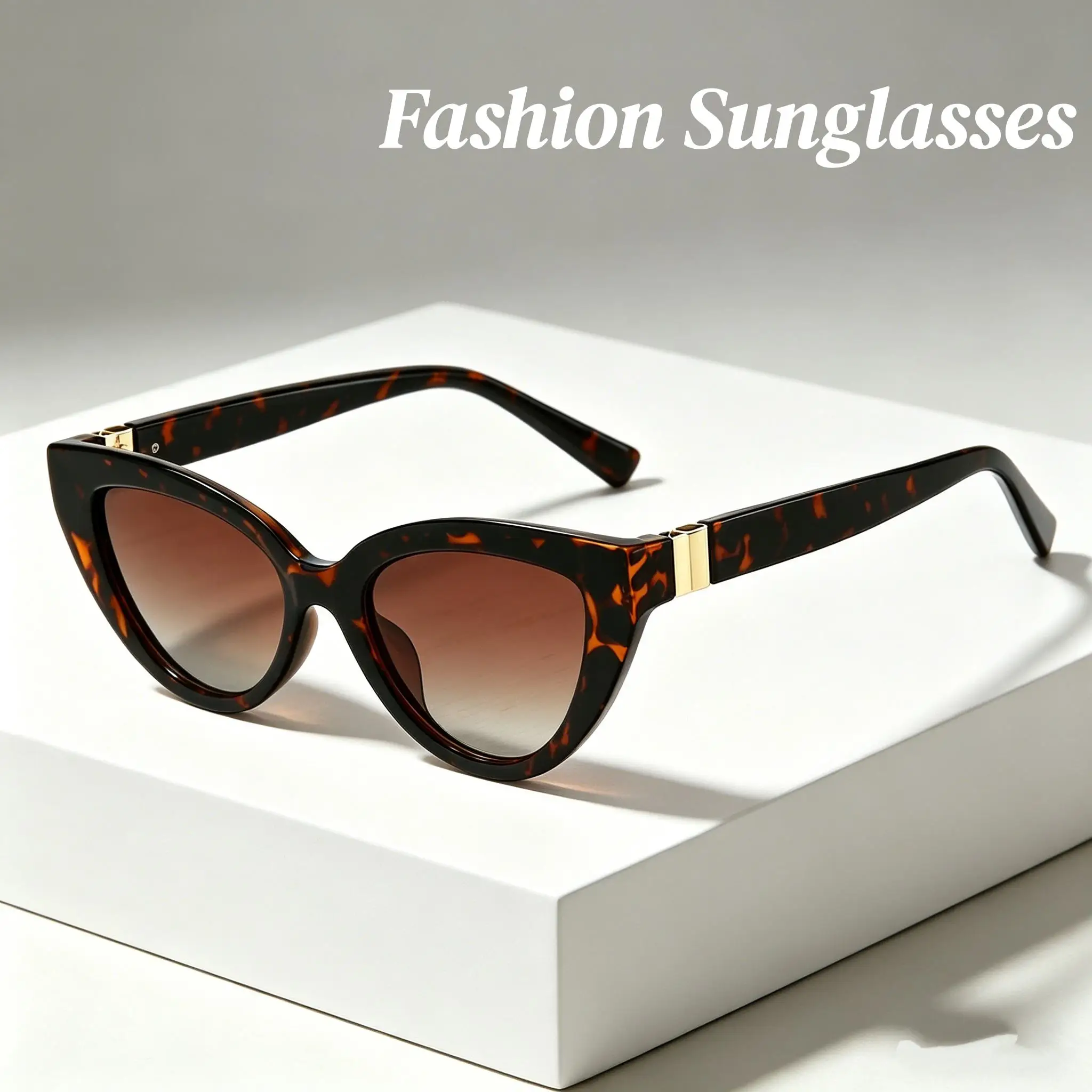 Women Fashion Cat Eye Sunglasses Luxury Designers Lady and Gentleman Large Frame Street Photography UV400 Sun Glasses Goggles
Women Fashion Cat Eye Sunglasses Luxury Designers Lady and Gentleman Large Frame Street Photography UV400 Sun Glasses Goggles