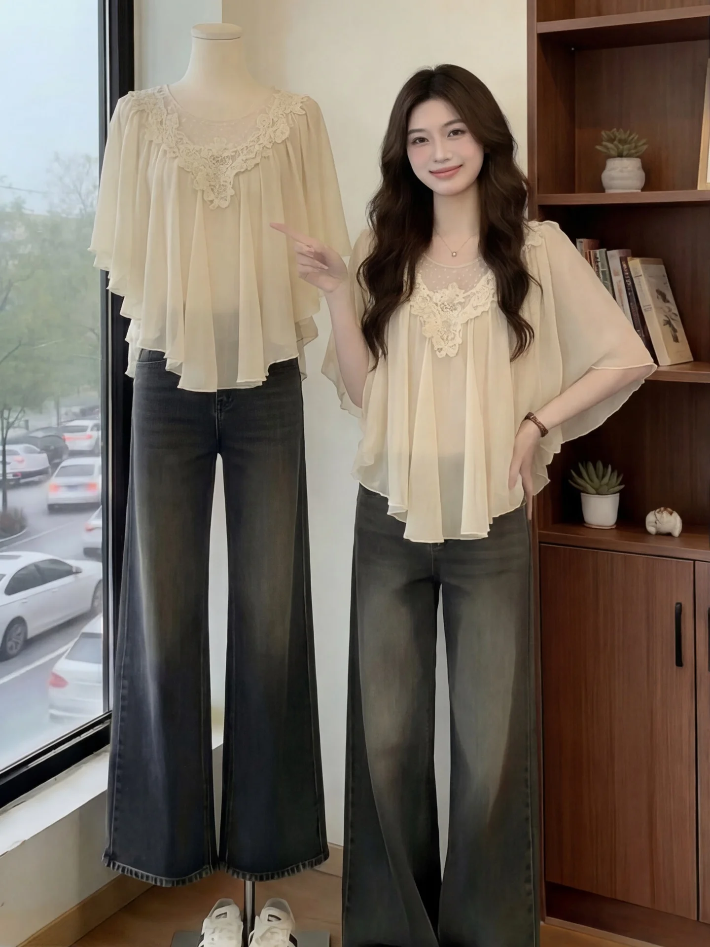 Women's Summer Lace Splicing Cowl Neck Heavy Work Shawl Soft Style Thin Veil Belly Covering Top Commute Style Loose Fit
Women's Summer Lace Splicing Cowl Neck Heavy Work Shawl Soft Style Thin Veil Belly Covering Top Commute Style Loose Fit
