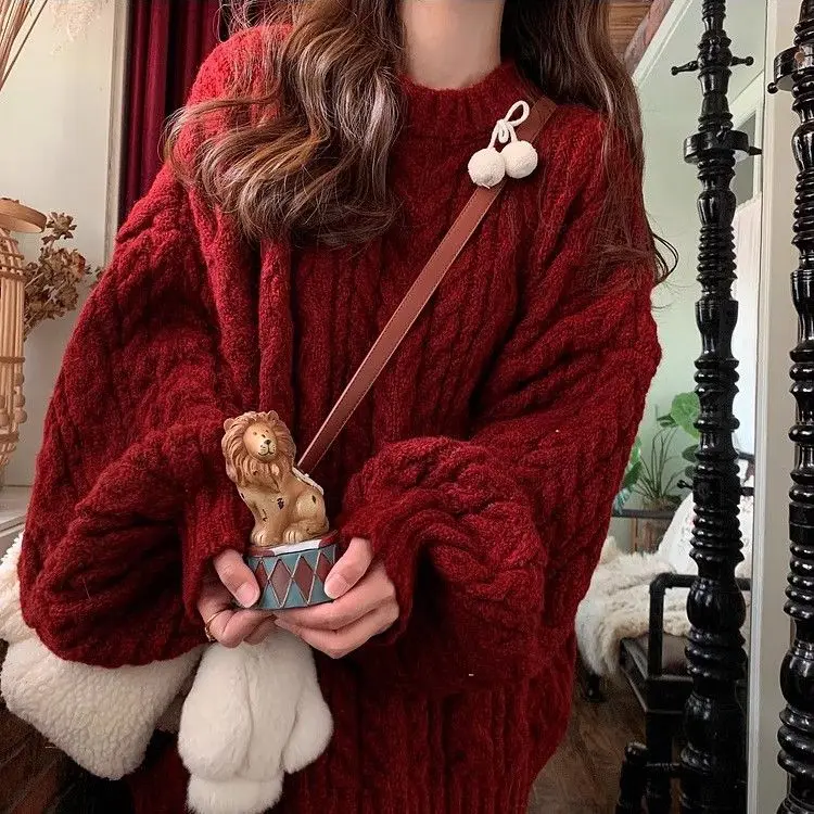 Японский свитер с закрученным узором для женщин, абрикосовая осенне-зимняя верхняя одежда, утолщенный свободный стильный пуловер, топ средней длины
Японский свитер с закрученным узором для женщин, абрикосовая осенне-зимняя верхняя одежда, утолщенный свободный стильный пуловер, топ средней длины