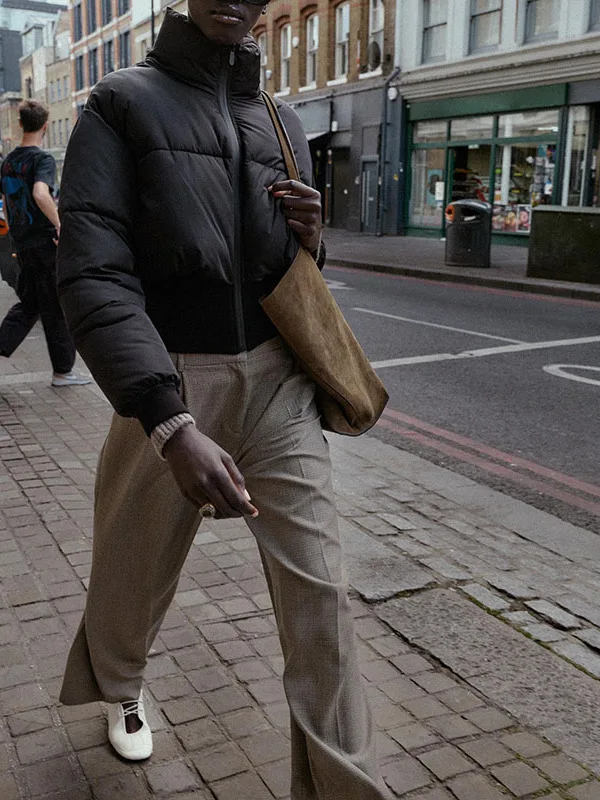 Универсальная хлопковая куртка с воротником-стойкой и застежкой-молнией, женская модная осенняя верхняя одежда или длина, универсальное поступление 2025, новое поступление
Универсальная хлопковая куртка с воротником-стойкой и застежкой-молнией, женская модная осенняя верхняя одежда или длина, универсальное поступление 2025, новое поступление