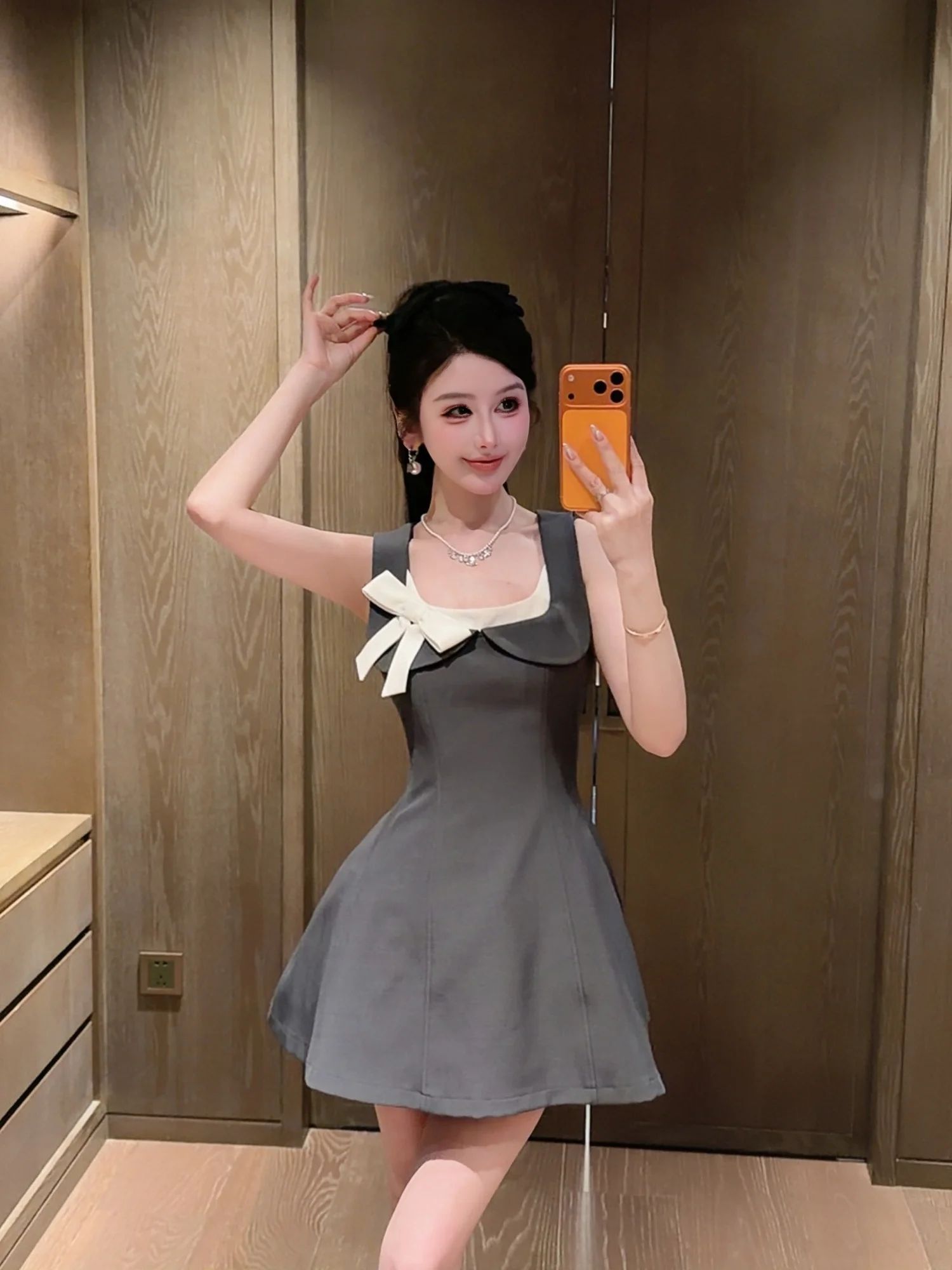 Slimming A-Line Dress with Bow Detail Waist-Cinching Vest Short Skirt College Girl Style Casual Summer Fashion Women's Dress
Slimming A-Line Dress with Bow Detail Waist-Cinching Vest Short Skirt College Girl Style Casual Summer Fashion Women's Dress