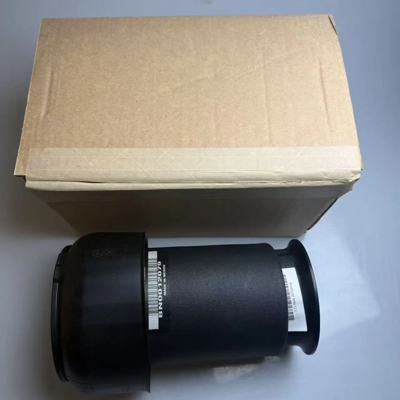 OEM 37126795013 Вибракустическая задняя пневматическая пружина подвески для BMW X5 X6 F15 F16
OEM 37126795013 Вибракустическая задняя пневматическая пружина подвески для BMW X5 X6 F15 F16