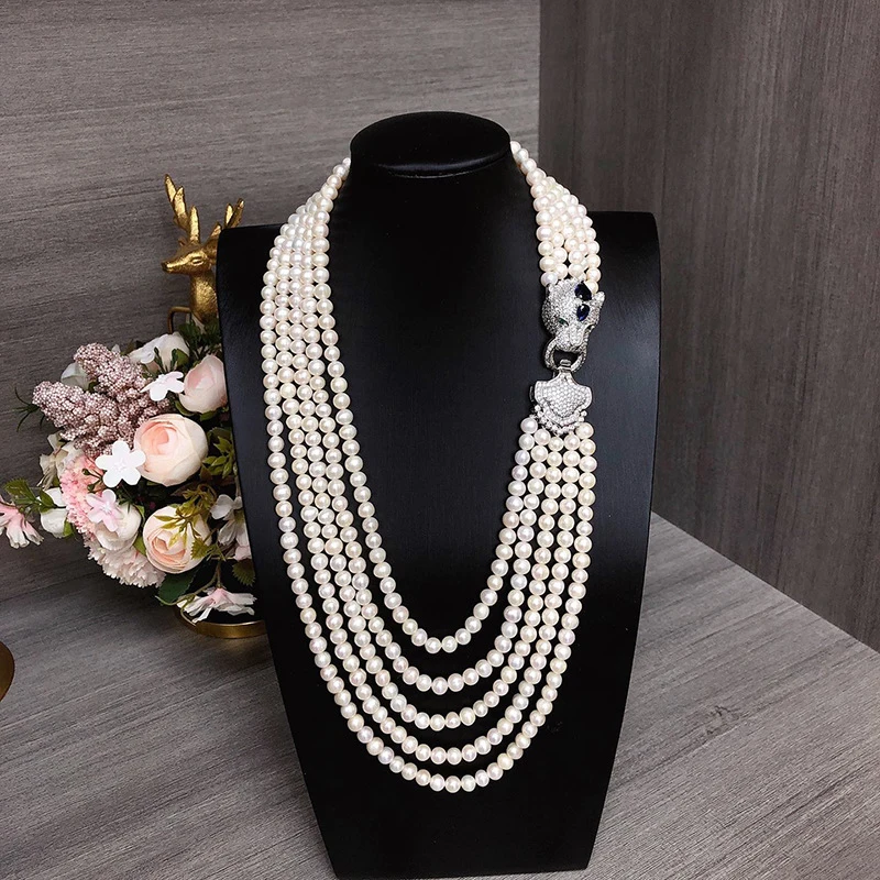 Vintage multi-layer freshwater necklace women, white, fashionable and versatile accessory, pearl sweater chain
Vintage multi-layer freshwater necklace women, white, fashionable and versatile accessory, pearl sweater chain