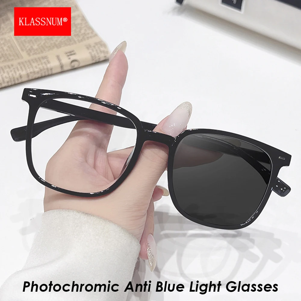 KLASSNUM Large Frame Photochromic Anti Blue Light Glasses Men Women Discoloration Eyepiece Computer Transparent Sunglasses New
KLASSNUM Large Frame Photochromic Anti Blue Light Glasses Men Women Discoloration Eyepiece Computer Transparent Sunglasses New
