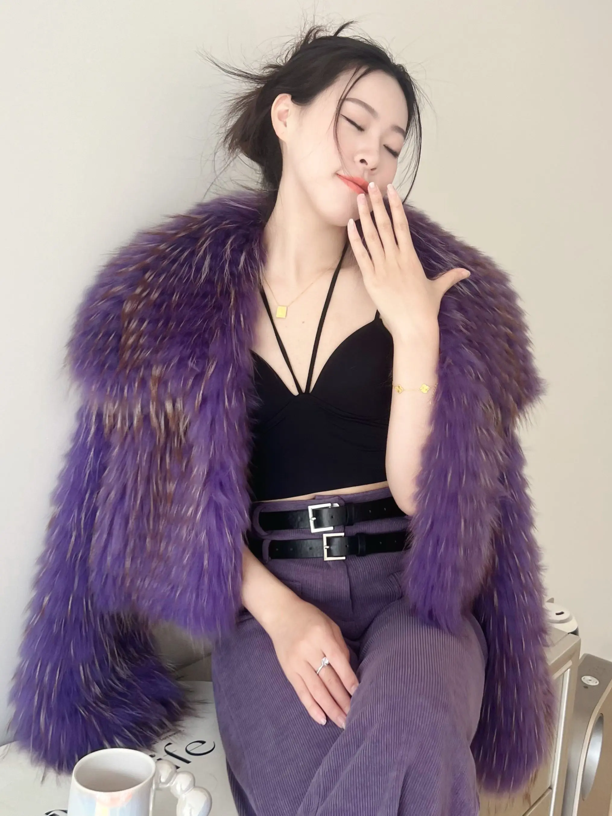 FURTJY Autumn Winter New Foreign Flavour Fashion Raccoon Fur Short Navy Collar Large Lapel Fur Coat
FURTJY Autumn Winter New Foreign Flavour Fashion Raccoon Fur Short Navy Collar Large Lapel Fur Coat