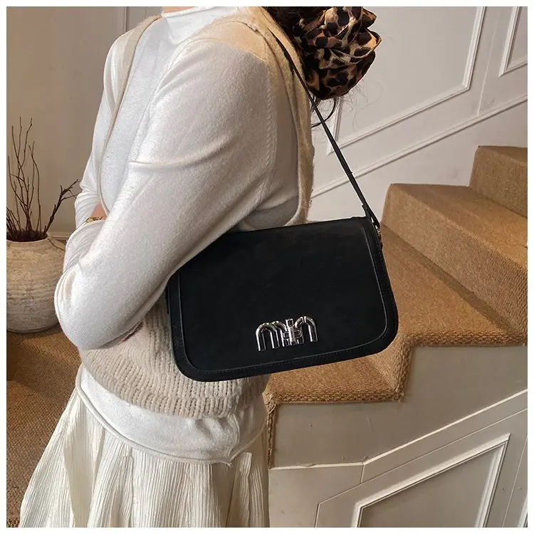 Women's 2026 Niche Design Fashion Small Square Shoulder Bag, Premium Texture, Versatile Underarm & Crossbody Bag
Women's 2026 Niche Design Fashion Small Square Shoulder Bag, Premium Texture, Versatile Underarm & Crossbody Bag