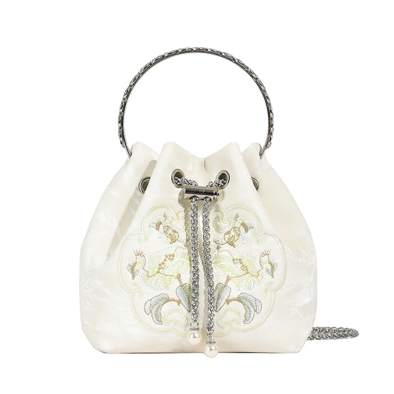Handbags ladies handbags handbag from chinaEmbroidered handbags embroidered fashio n Joker Crossbody new Chinese stylewomen bags
Handbags ladies handbags handbag from chinaEmbroidered handbags embroidered fashio n Joker Crossbody new Chinese stylewomen bags